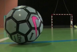 Phases décisives des playoffs en futsal et en volley