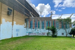 EN IMAGES. À travers Nouméa, des bâtiments municipaux en attente de devenir, deux ans après les émeutes