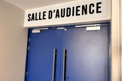 Trois individus interpellés pour tentative de vol de véhicule et destruction par incendie à Koné