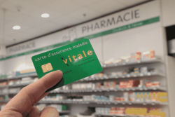 Sécurité sociale : une loi pour faciliter l’obtention de la carte Vitale des Polynésiens