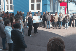 "Protégez les enfants avant de protéger les agresseurs" : l’émotion des manifestants après l’affaire Lyhanna