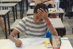 "Suis-je prêt ?" à La Réunion, près de 8 000 élèves de terminale retiennent leur souffle avant l'épreuve de philosophie du baccalauréat 2026