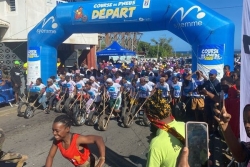 EN IMAGES. Des sourires, des virages et surtout des pneus dans les rues de Mamoudzou 