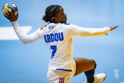 Handball : les Bleuettes de Dawiya Abdou tracent leur route vers les quarts de finale du championnat du monde