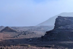 La Réunion : une journée lumineuse, sauf cet après-midi où des nuages s'installent sur l'Est-Sud-Est