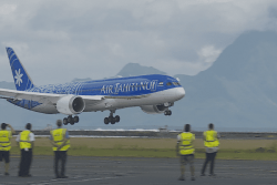 Air Tahiti Nui passe à l'offensive : nouvelles routes, baisse des prix en classe éco, cabines rénovées et wifi gratuit 
