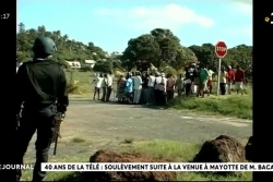 40 ans de télé à Mayotte : la colère des Comoriens contre la présence du dirigeant anjouanais Mohamed Bacar en 2008