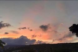 La Réunion : un vendredi ensoleillé, malgré quelques ondées, suivi d'un week-end nuageux, voire pluvieux