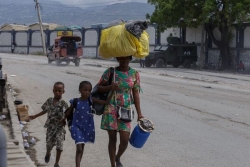 "Des corps utilisés comme des champs de bataille" : à Haïti, des humanitaires décrivent la "sinistre" réalité d'une population privée de dignité