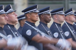 VIDÉO. 14 juillet : les Calédoniens répètent avant le défilé sur les Champs-Elysées