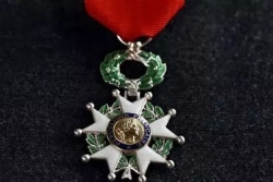 Trois femmes distinguées dans l'ordre national de la Légion d'honneur en Polynésie