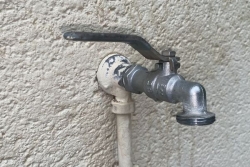 Sécheresse : des coupures d'eau tournantes dès ce mardi soir à Fort-de-France, Schœlcher et au Lamentin