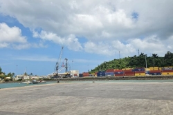 Port de Longoni : après le rejet du Conseil d’État, Ida Nel dénonce « une injustice », le syndicat des travailleurs du port salue une « victoire »