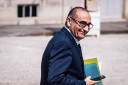 Ingérence étrangère, égalité des droits sociaux, statut des élus dans les collectivités : les Outre-mer au cœur du dernier conseil des ministres