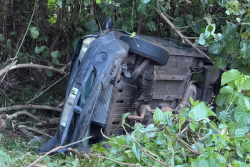 Huahine : trois personnes impliquées dans une sortie de route à Haapu