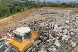 Incendie du Centre de stockage des déchets de Sainte-Rose : le Sinnoval suspend temporairement son service