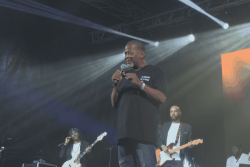 VIDEO. Festival culturel de Fort-de-France : Pierre-Édouard Décimus, figure emblématique de Kassav', à l'honneur