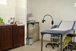 Apatou dispose d'un centre de santé neuf mais reste sans médecins permanents