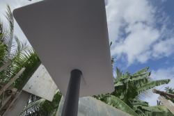 En Polynésie française, les antennes Starlink toujours interdites... mais très utilisées