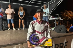 Maxence Soulet et Adelaïde Carraro remportent les Foulées semi-nocturnes de Saint-Pierre 2026