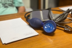 Économies, fiabilité... Pourquoi la province Sud teste les feuilles de soins numériques