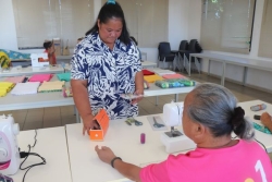 Atelier couture à Faa'a : une activité pour lutter contre l'isolement des seniors