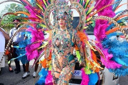 Rihanna de retour à la Barbade pour le Crop Over