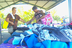 "Grati Horo'a", l'opération du coeur pour distribuer des linges d'école aux familles nécessiteuses