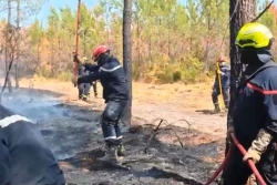 Les pompiers polynésiens remerciés par les habitants du Porge