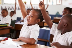 Versement automatique ou déclaration en ligne : qui est concerné par l'allocation de rentrée scolaire 2026 versée par la CAF de la Guyane ?