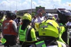 Pourquoi les arbitres ont arrêté la course quelques minutes après le départ de la première étape du Tour de Guyane 2026