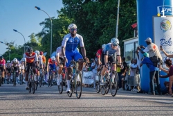 Tour cycliste de Guyane 2026 : le Martiniquais Melvin Landerneau remporte au sprint le 2e tronçon de la deuxième étape à Rémire-Montjoly