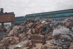Après l'incendie du centre de tri, les déchets recyclables ne sont plus collectés jusqu'à nouvel ordre