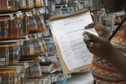 Le Rotaract Île de Cayenne collecte des fournitures scolaires pour les familles dans le besoin à l'approche de la rentrée en Guyane