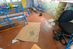 Des familles s'apprêtent à manifester contre les conditions d'accueil à l'école maternelle Acoua 2