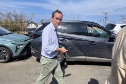 Sébastien Lecornu veut hâter la reconstruction de Mayotte un an et demi après le cyclone Chido