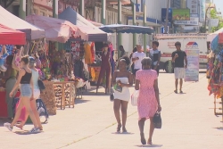 Moins de naissances, plus de seniors : la Guadeloupe change de visage