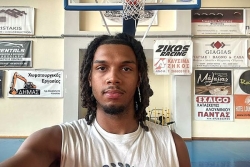 "À Kanalaki, tout le monde m’aime, que ce soit en tant que joueur ou qu’être humain !" Le jeune basketteur guadeloupéen Kris Renier vit un exil doré en Grèce