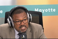 Zakweli : Jacques Martial Henry affirme que les grues du port de Longoni ont été vendues à Manuport