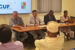 La Commission d’urgence foncière de Mayotte et la ville de Tsingoni signent une convention pour régulariser les terrains de la commune