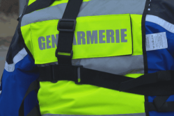 "Un peu d'herbe et le kit du petit dealer" : il appelle les gendarmes pour un cambriolage et finit devant le tribunal pour trafic de stupéfiants