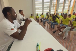Route du Rhum 2026 : Rodolphe Sepho à la rencontre des scolaires
