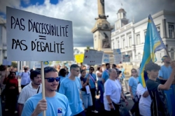 Journée internationale des sourds : plus d’accessibilité pour plus d’égalité, 300 personnes défilent à Saint-Denis