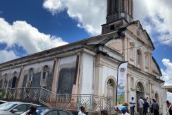 PHOTOS. Église du Gros-Morne : un chèque de 350 000 euros pour la réhabilitation et un appel aux dons