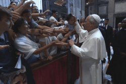 Un séminariste polynésien et un groupe de pélerins du fenua partis de Fatima se préparent à rencontrer le Pape Léon XIV