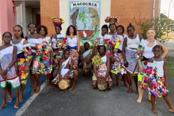 « Nous avons notre propre culture » : ce samedi, l'association Toe Lobie célèbre les traditions saamaka avec des ateliers inédits et des invités du Suriname