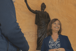 Fonction publique d’État : Nicole Sanquer veut étendre la protection de l’emploi local