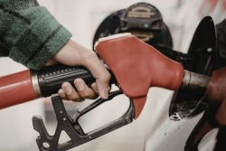 Île Maurice : le litre de sans-plomb passe de 70,65 à 77,70 et le gasoil de 71,25 à 78,35 roupies mauriciennes