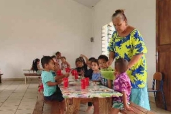 À Futuna, des produits locaux à la cantine scolaire durant la semaine de l'alimentation