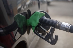 Carburants : nette hausse des prix maxima en octobre 2026